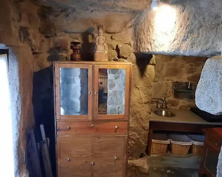 Casa Grande De Juncais - Serra Da Estrela בית חווה