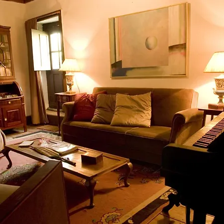 Casa Grande De Juncais - Serra Da Estrela Farma Fornos de Algodres